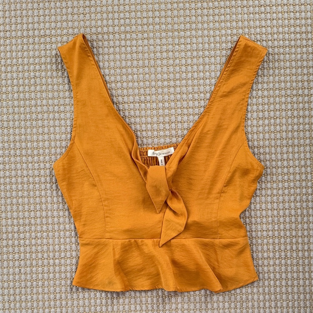 BcbGeneration sunflower yellow tie front top size small